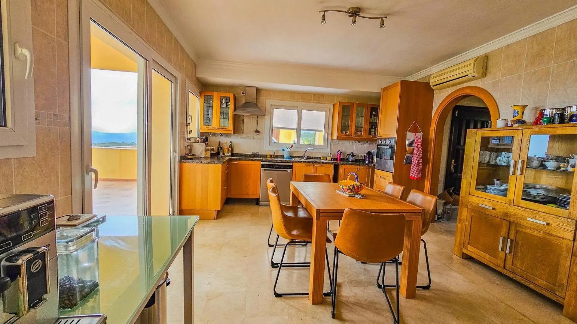 Diamante Villa 미하스